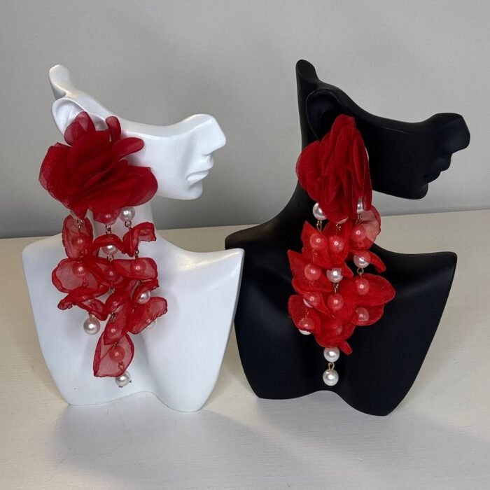 Boucles d'oreilles pendantes rose rouge et perles - Les Joyaux d'Asti