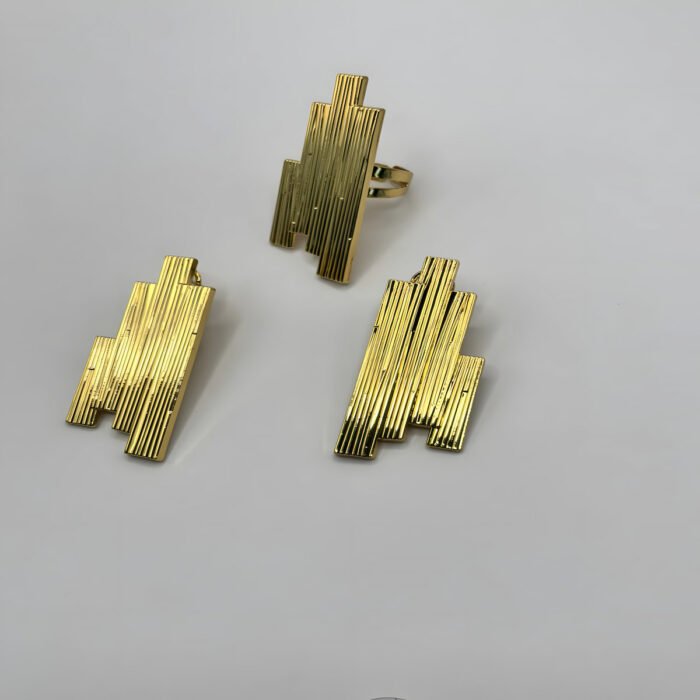 Parure boucles d'oreilles pendantes et bague fantaisie couleur or en barres verticales nervurées style Art Déco, SA Jewelry